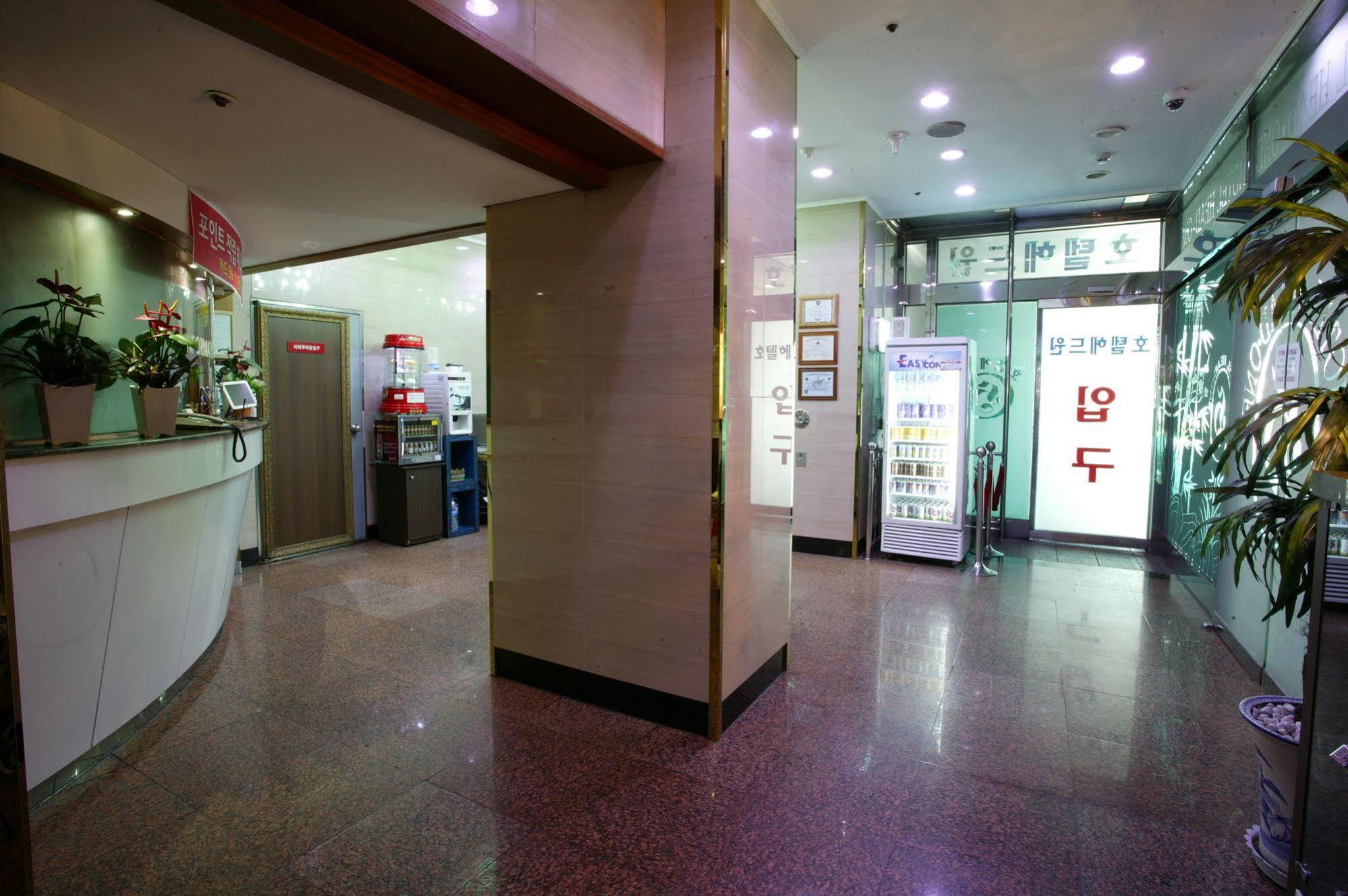 Hotel Head-One Uijeongbu Exterior foto